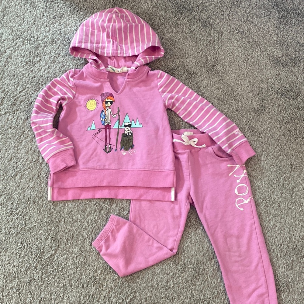 Roxy Set